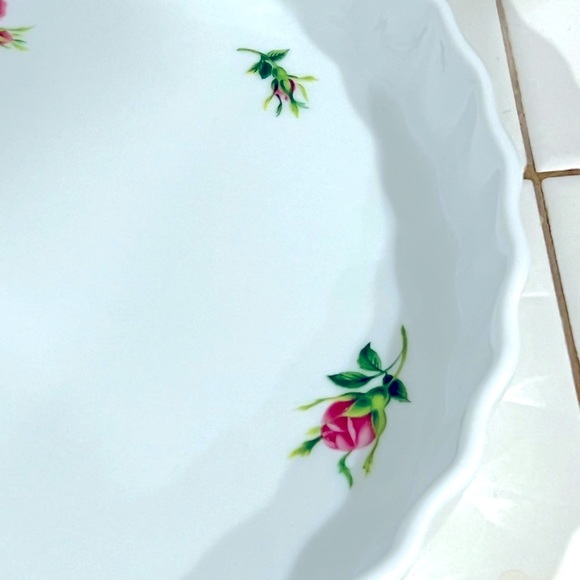 Vintage Christine Holm Ceramic Bakeware Pie Baker 10” Wide, 1.5” Tall - Picture 4 of 5